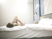 沈先生探花黄发性感黑衣妹子近距离特写口交