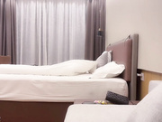 深夜约操极品学生妹 据说才破处不久