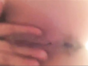 巨乳少妇在厕所自慰被老公朋友发现