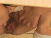 國內廁拍大神尾隨美女進入公共女廁偷拍大胸妹子如廁噓噓 貌似出來拍臉的時候一臉的迷惑 1080P高清原版