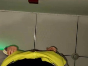 青春粉嫩学生妹穿校服逃课约炮