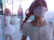 日出下赤裸的身体，被男人无情玷污