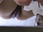 國內廁拍大神網吧公共女廁近距離拍攝各式美女如廁噓噓 肥嫩逼逼毛毛濃密誘惑 4K高清無水印