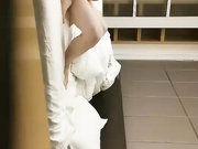 嫖妓達人哥星級酒店開房現場直播高價約了個剛下海的漂亮小姐姐啪啪 貌似見到客人還有點害羞 叫床聲淫蕩 國語對白