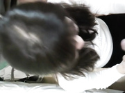 顏值清純可愛萌妹子周末兼職服務大款富二代 穿著黑絲挑逗跪舔雞巴嘗試各種體位 口活絕對杠杠的 720P高清