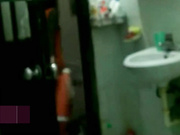 【全網推薦】【經典盜錄】趴窗戶邊窺視良家人妻少婦洗浴護膚（第八部）雪白肌膚堅挺美乳看得讓人欲火焚身～720P高清原版