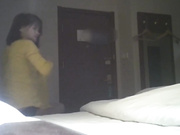 精品推薦 周末饑渴風騷美少婦酒店私會帥氣小鮮肉啪啪打炮 主動張開雙腿給操幹的高潮尖叫聲不斷 完美露臉