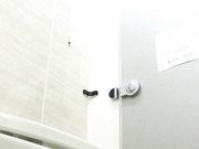 美女如雲公共坐廁偸拍各式年輕氣質美眉如廁噓噓 形態各異大屁股陰唇夾著白色分泌物看得讓人欲火焚身 720P高清原版