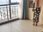 熟女控必备，大胆露脸巨乳肥臀人妻【赤鳞狂舞】系列29，高跟黑丝窗台边爆肏中出内射，呻吟声刺激