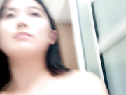 寂寞风骚的小妹酒店诱惑狼友发骚，全程露脸逼毛多多性欲旺盛，掰开给狼友看特写互动撩骚揉奶玩逼口交大鸡巴