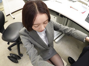 [破解] SMOK-020 【ピンサロセクハラ】残業中、2人きりの社内で金欠ち○ - 1of5