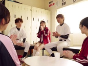 HUNTC-351 遂にモテ期到来！？部員より女子マネージャーの方が多い弱小野球部でボクを引き止めるために発射 - 4of5