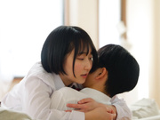 ROYD-339 義妹の弾力おっぱいにムラつき即むぎゅしてしまったボク…。拒絶されたと思ったら名残惜しそうにこねくり乳ニーしていて、  糸井瑠花 - 4of5