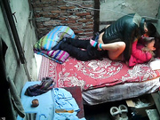 出租房内的嫖客