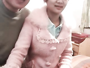 80後夫婦做愛直播被錄制流出 女的長得還不錯 真實才是王道