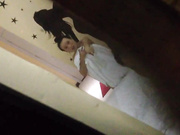 小区里的养生会所貌似很正经被我无意偷拍到隔壁房间..被人发现了