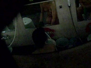 暗藏高清针孔偷拍设备潜入大学生浴室偷拍