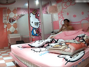 珍稀粉红房偷拍胖哥和怀孕媳妇貌似孕期性欲强不敢做爱只能自己用手自慰