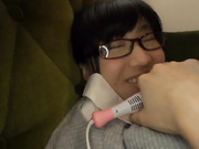 [KAWD-828]  Hなこと知らなそうなネクラで真面目なメガネ女子は初めてのデカチンでスケベ覚醒AVデビュー