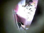 精品小旅馆偷拍年轻情侣开房体验性爱乐趣这男的估计吃药了女的喊累他还没有爽