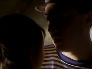 蹭个热度，李小璐成名之作《天浴》未删减露点视频，大盆里洗澡性感翘臀，压在床下爆草漏出粉嫩娇乳