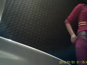 最新流出新加坡酒吧卫生间定点偷拍形形色色的美眉方便都一个尿姿有夹大姨妈的吸烟的补妆的1080P超清