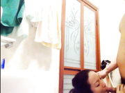 上海女神英语老师Alyssa卫生间跪舔后入啪啪 无水印完整版