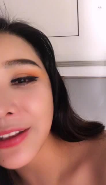 高颜值网红脸新人美女主播身材苗条皮肤白皙 漏奶漏逼秀性感翘臀很是诱惑喜欢不要错过