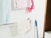 大眼萌女神妞秀儿，诱惑现场直播+洗澡视频，必射版。