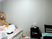 窺視afreeca知名主播忘关摄像头浴後全裸收拾房間