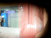 精品酒店偷拍红内裤壮小伙尝试AV招式干苗条女友干得妹子有点吃不消