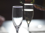 [ADN-128] 在丈夫眼前被侵犯―報復的劇本 緒奈もえ - 1of5