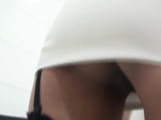 眼镜兄约会服装店少妇老板娘性感黑丝吊带齐逼短裙刚进去就淫叫不停肏到高潮完事竖起大拇指很满足