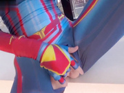 【剧情之王】灭霸打响指后 惊奇队长一直在忙 而『茎骑队长』在别墅打炮 无套抽插站炮 跪舔口爆 高清720P版