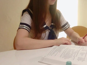 与哥哥乱伦的白虎萝莉-老师下课后用大屌填补了学生的小穴