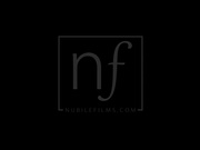 NubileFilms 第14季第21集：伊娃·罗维娅的深喉诱惑