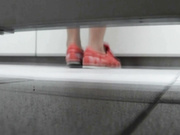 盗站最新流出【特攻队系列】大神潜入某高校女卫生间躲藏隔间连续偸拍课间出来方便的学妹外翻的花心嫩肉真心诱人