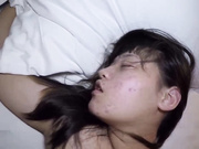 公司聚会迷翻大奶子女同事 带回酒店啪啪啪