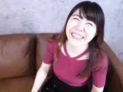 銀行勤務2年目緩和氣氛想像不出的狂亂口交一刀未剪中出吞精