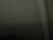 名牌大学双视角(拍脸赏逼)32看手机便便蹲着猫久脚不麻的吗