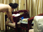 公司風騷女同事趁老公出差私約酒店開房偷情啪啪 床上幹一炮不滿足還要到飄窗前站著幹 太騷了 國語對白 720P高清