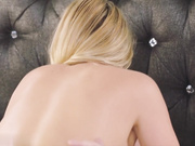 布雷特·罗西回来进行更激烈的肛门分析