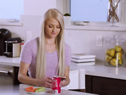 这就是为什么你永远不会让女友独处太久的原因